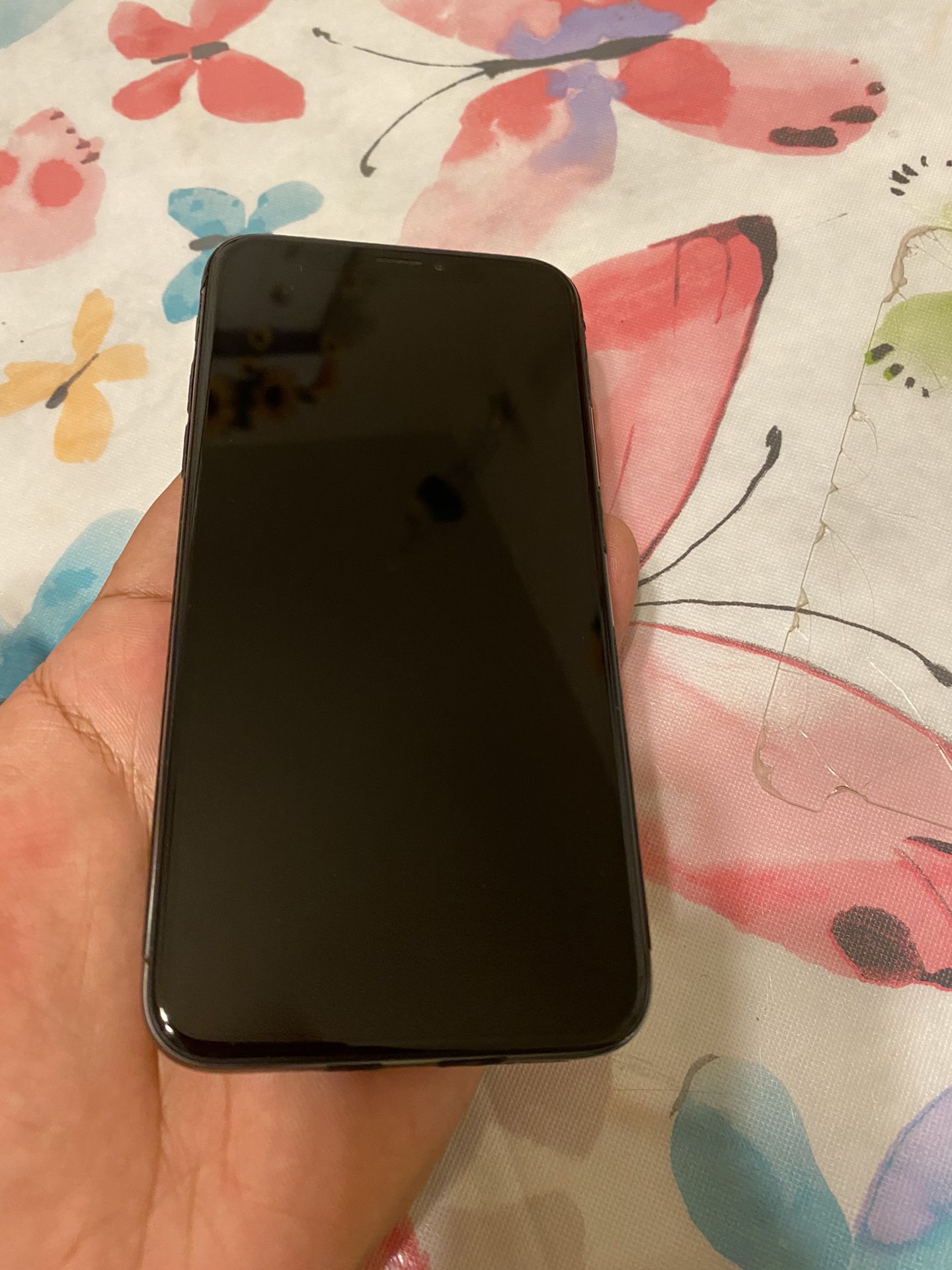 IPHONE X 64GB T-MOBILE UNLOCKED (cracked)