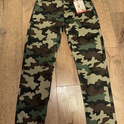 Levi's Boys 502 Regular Fit Chino Pants,