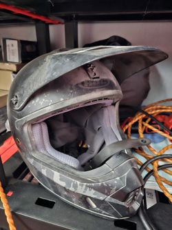 4 Helmets