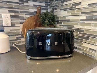 Smeg 4-Slice Toaster Black Retro Style