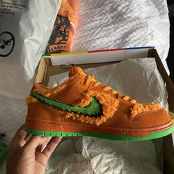 Nike SB Dunk Low Grateful Dead Bears Orange