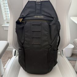 Peak Design Everyday Backpack 20L – Black – Excellent Condition