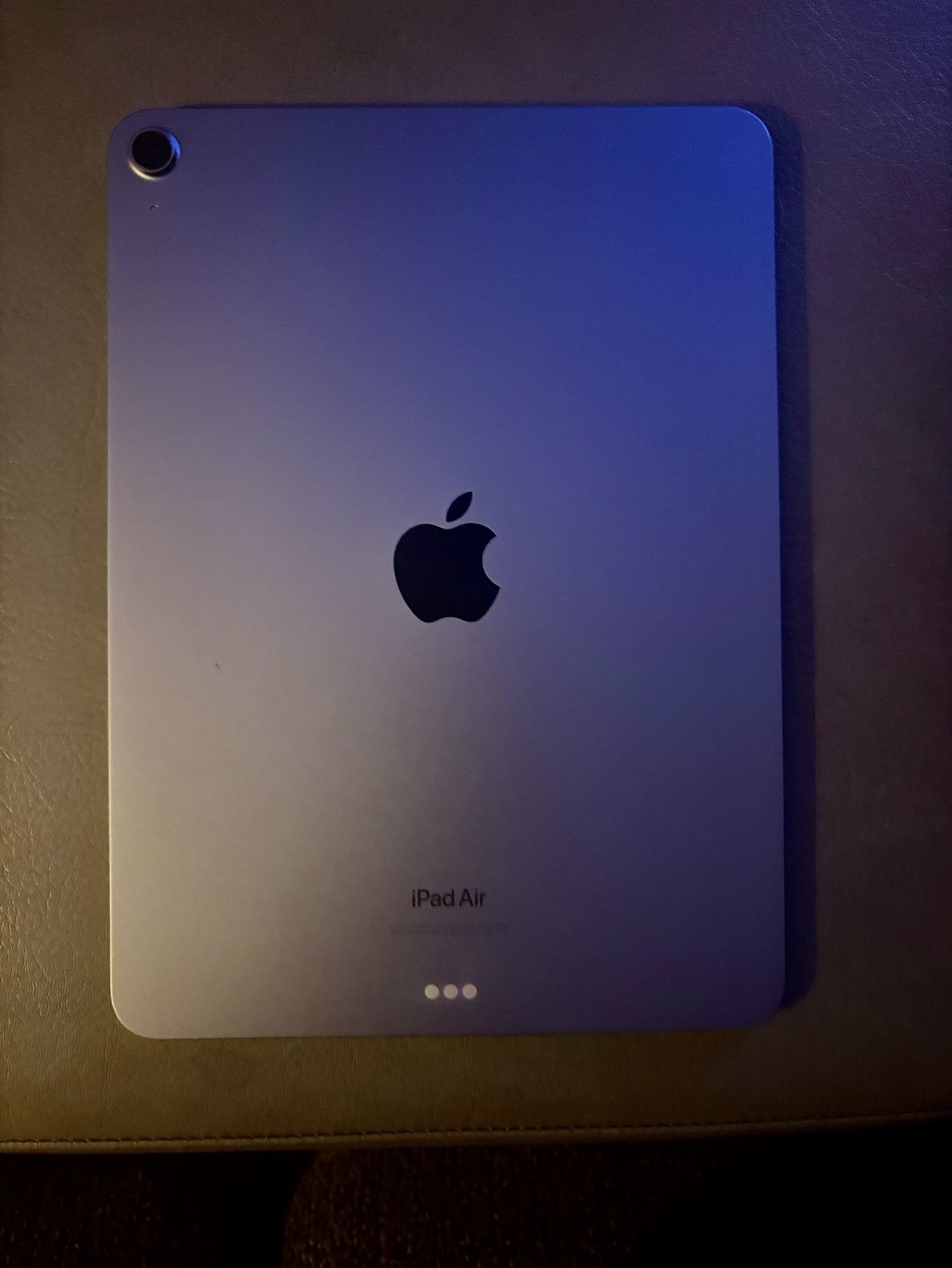 5th Gen Ipad Air (Purple) 256gb, Wifi Only 10.9inch
