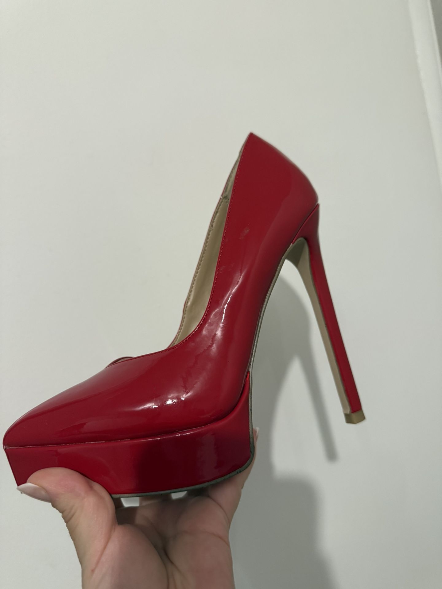 Maden Girl 1 Inch Platform