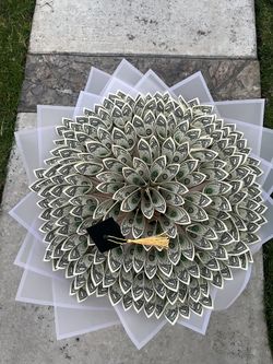 Graduation Bouquets !!! Order Now For May 