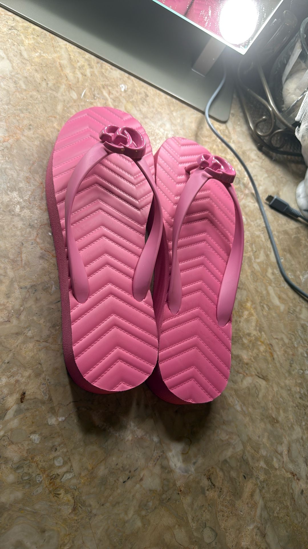 Gucci Sandals Authentic Size 8