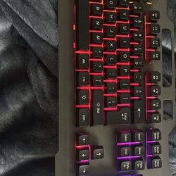 TITAN WIRED LED METAL GAMING KEYBOARD 