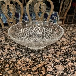 Beautiful Crystal Bowl For Display Or Use.