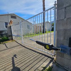 SELLING GATE MOTOR!!!