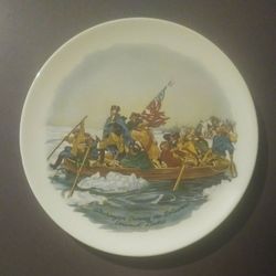 George Washington Crossing The Delaware Continental Army Revolutionary War 1776 Decorative Plate Vintage Collectible