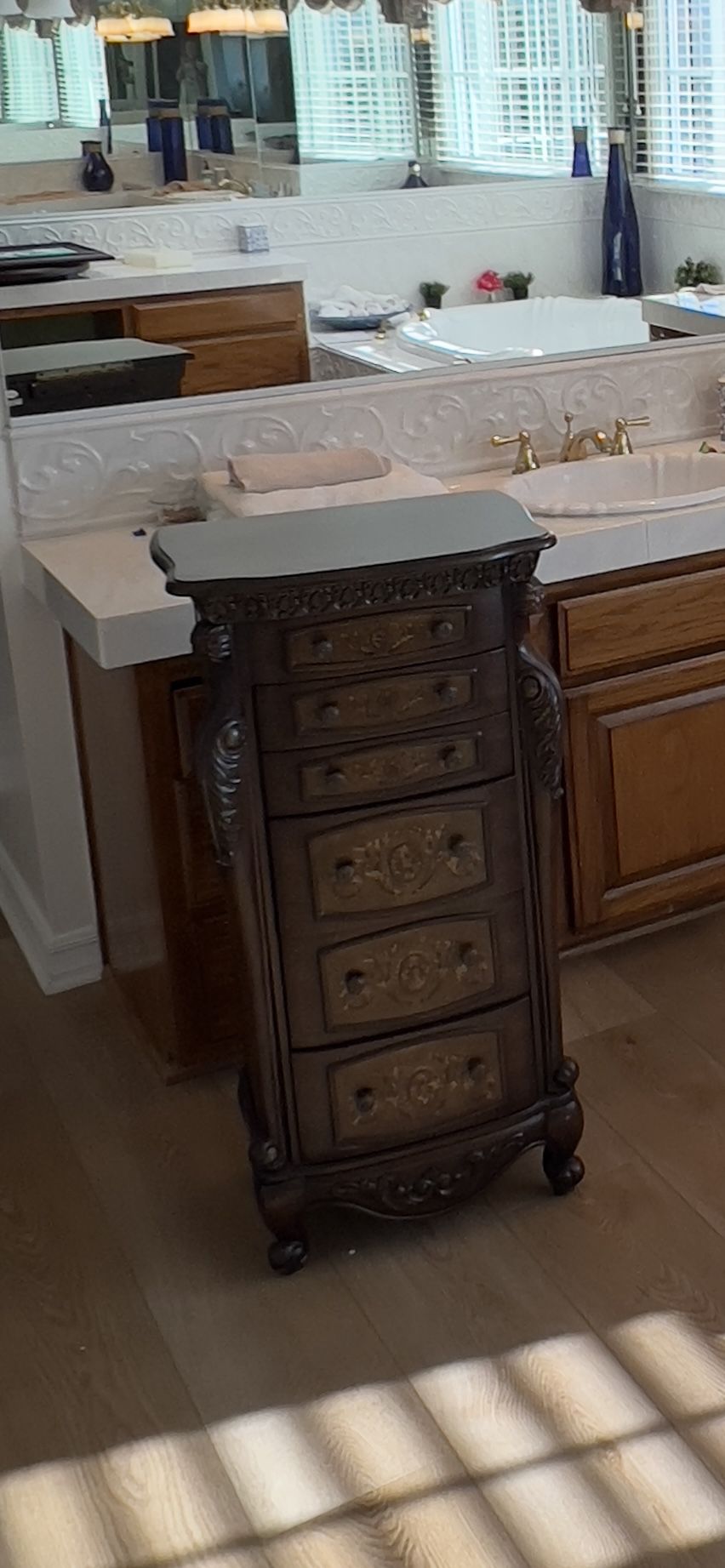 Antique Wooden Chest of Drawers