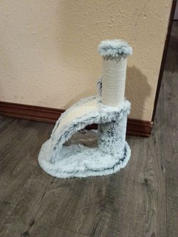 Cat post