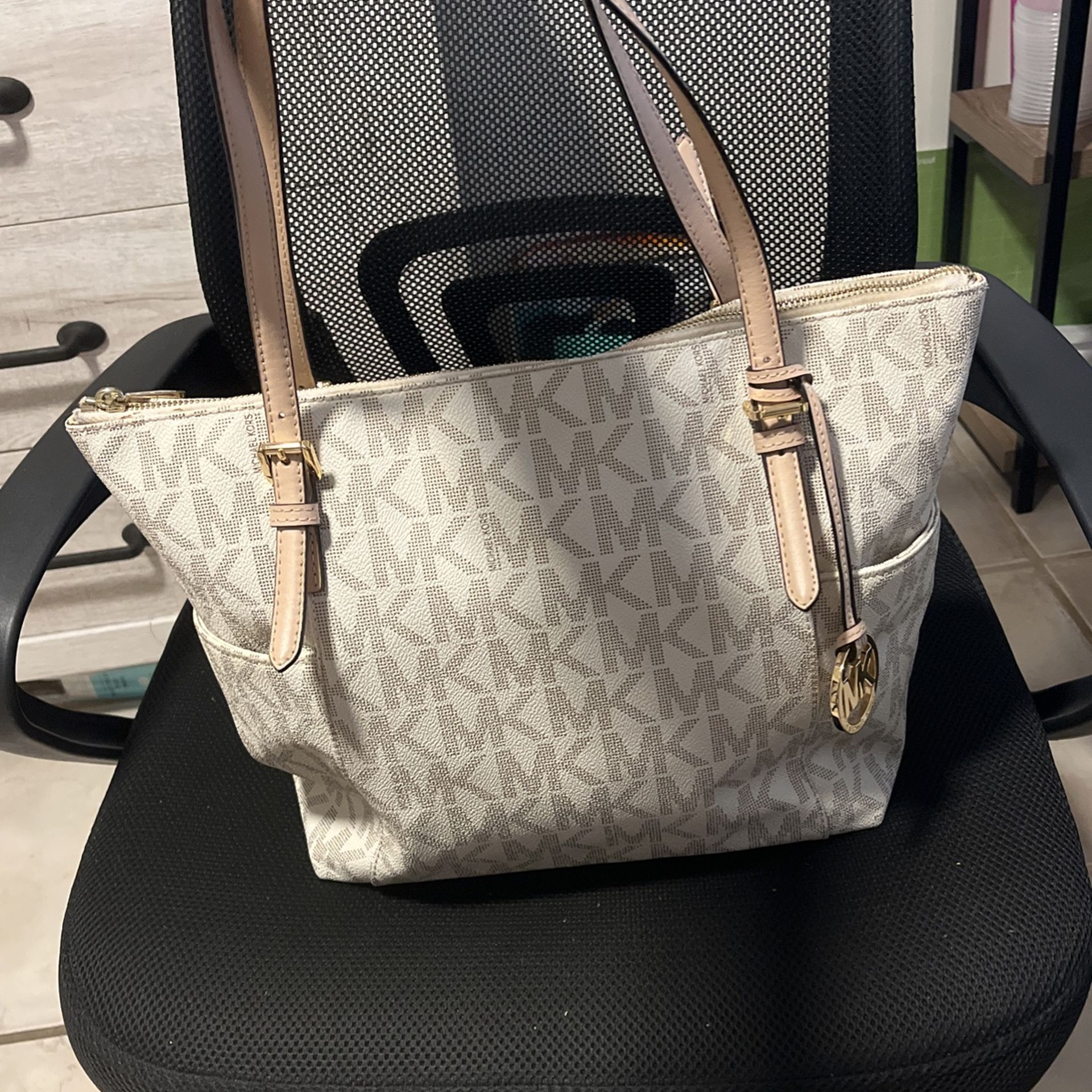 Michael Kors Medium Bag
