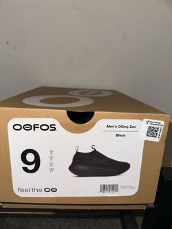 New OOFOS OOmy Zen Men’s Shoes