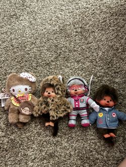 4 OFFICIAL MONCHIHICHI DOLLS HELLO KITTY EXCLUSIVE COLLAB