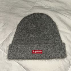 Supreme Mohair Beanie grey