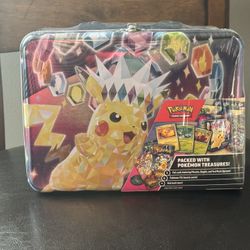 Pokémon Surging Sparks Collectors Chest. 