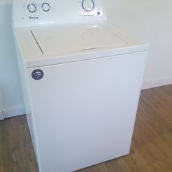 Washer Amana H.E Delivery And Installation Is Free 4 Years Old 