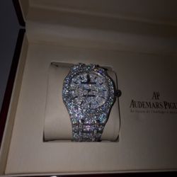 VVS1 MOISSANITE BUSSDOWN