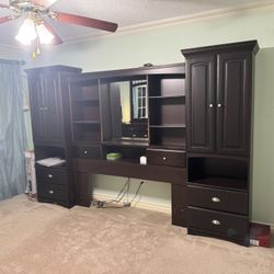 3-piece bedroom set. Dresser, mirror and queen headboard with storage