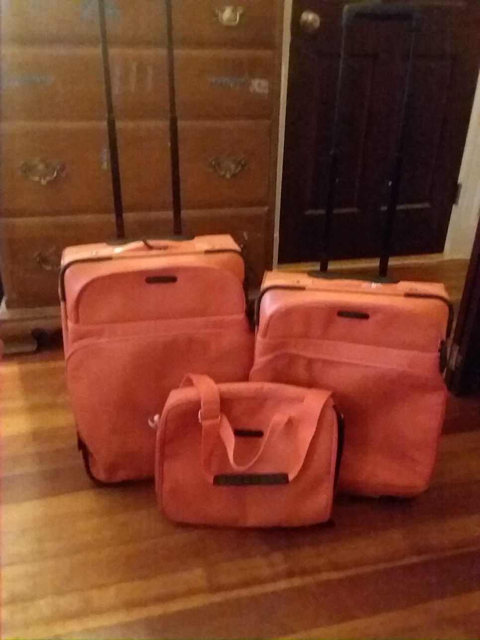 3 peice United colors of Benetton luggage set