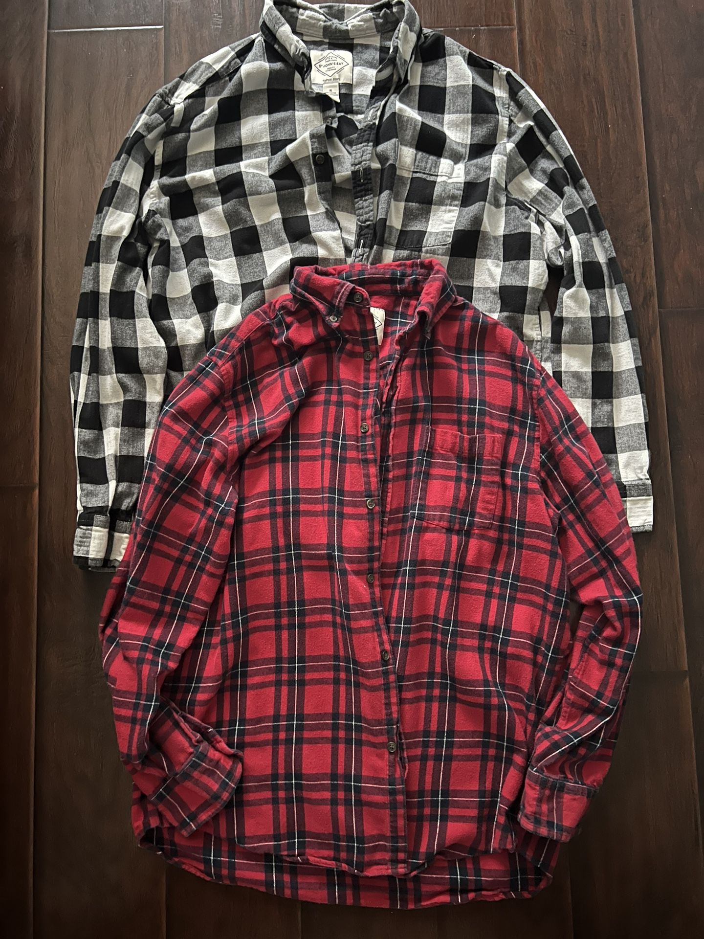 Two Flannels XL