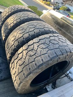 Llantas  usadas  Toyo 35 12.50r20