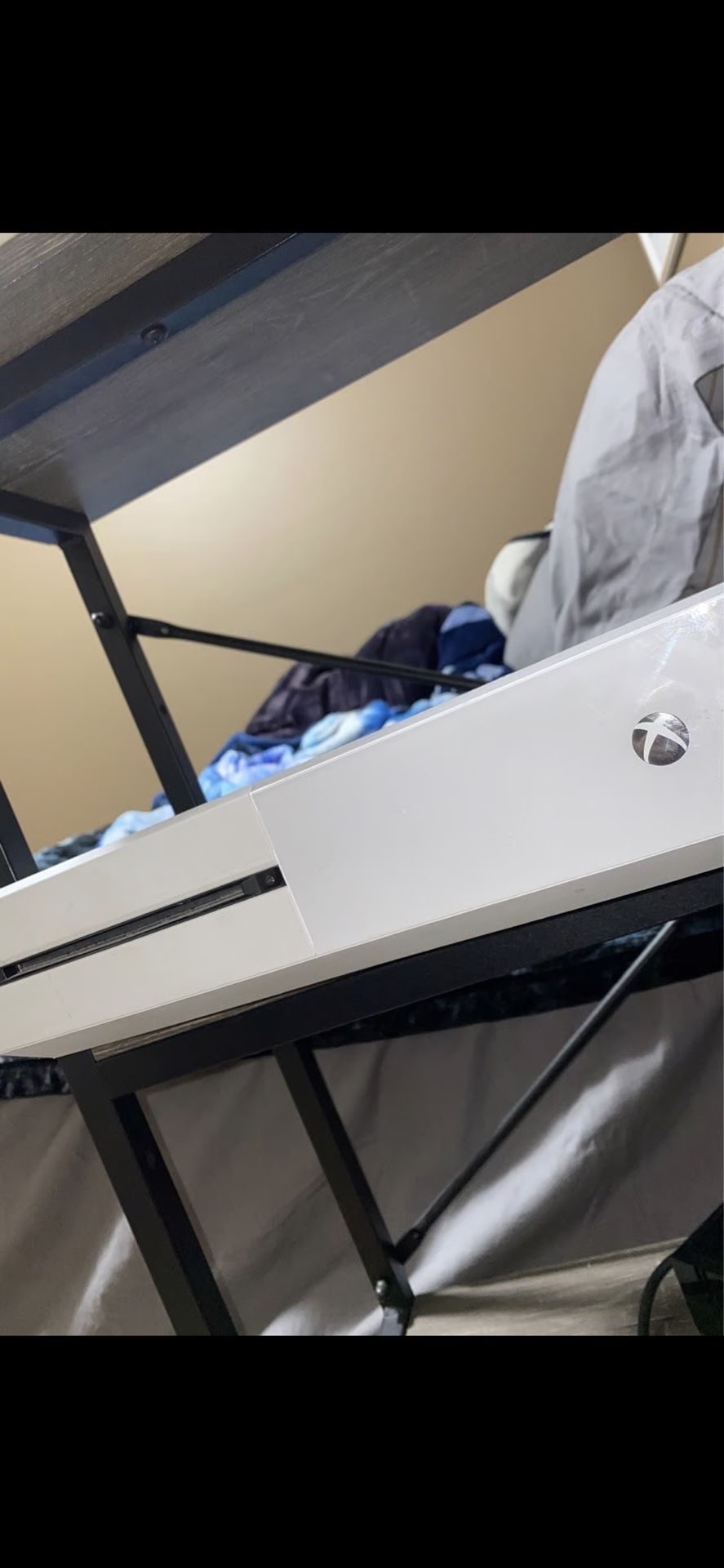 White Xbox One