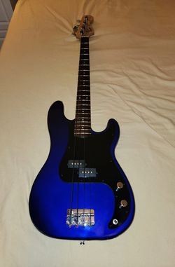 Squier Bass Affinity Precision Bass 2005
