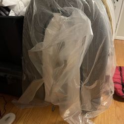 King Size Bed Brand New Still In Wrapping 