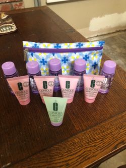 Clinique. Delux samples 10 plus bag