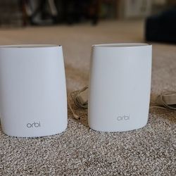 Netgear Orbi RBR50 Wifi Router And (3) RBS50 Add On Satellites 