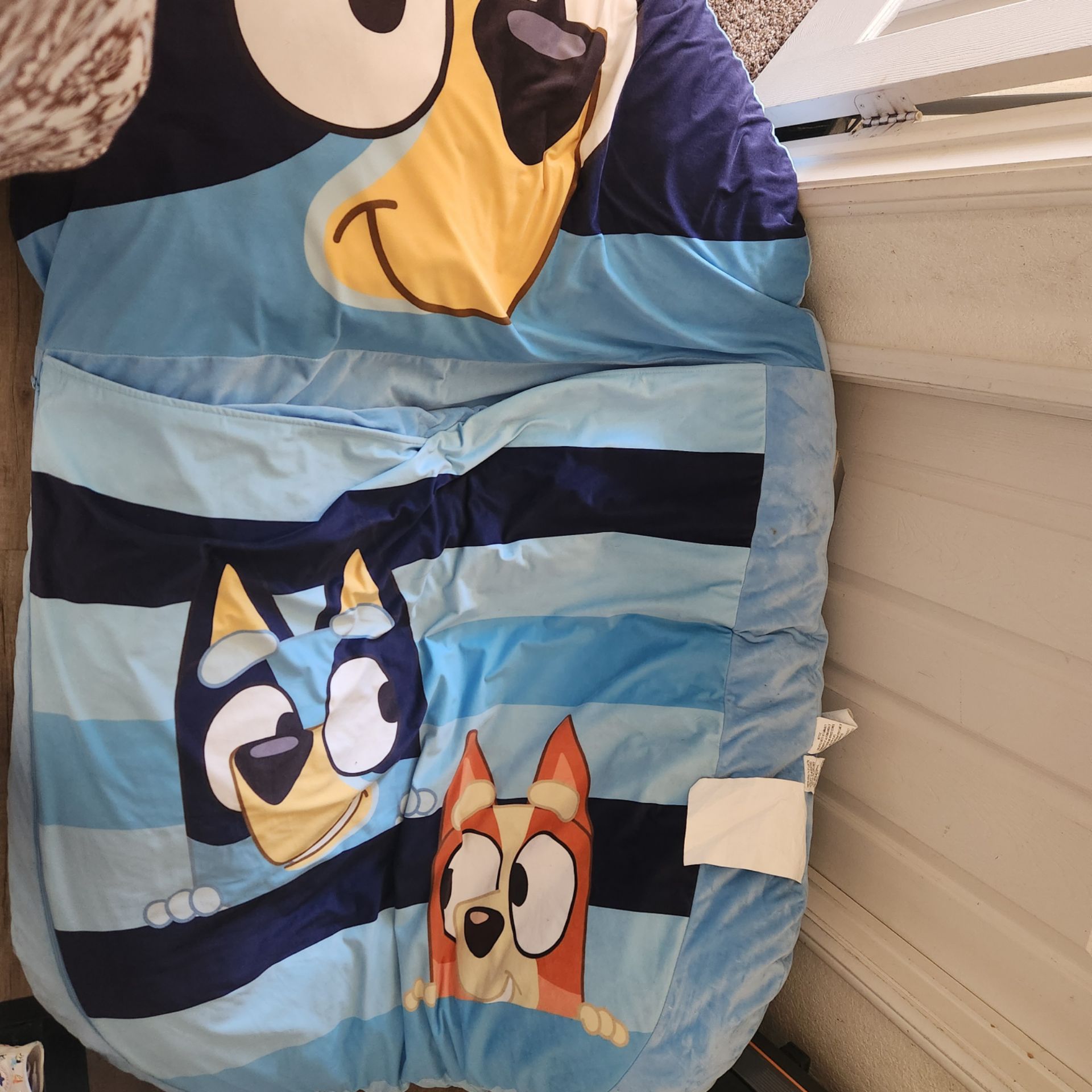 Bluey lounger
