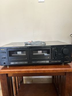 Double Cassette Player