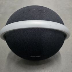 Harmon Kardon Onyx Studio 8