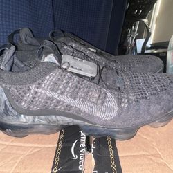 Nike VaporMax Sz8