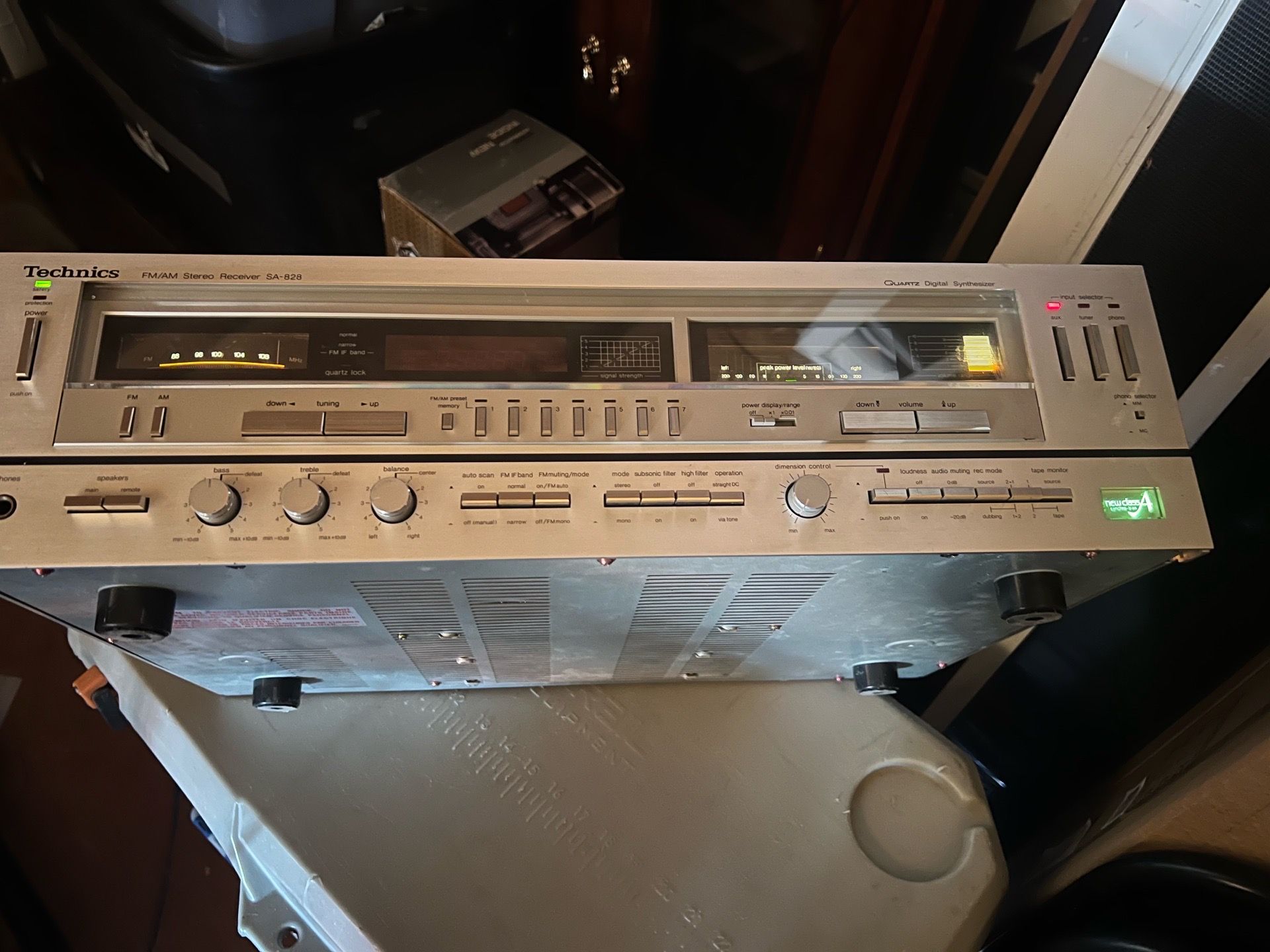 Technics SA-828. Receivers