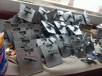 25 cent eagle coin mechanisms