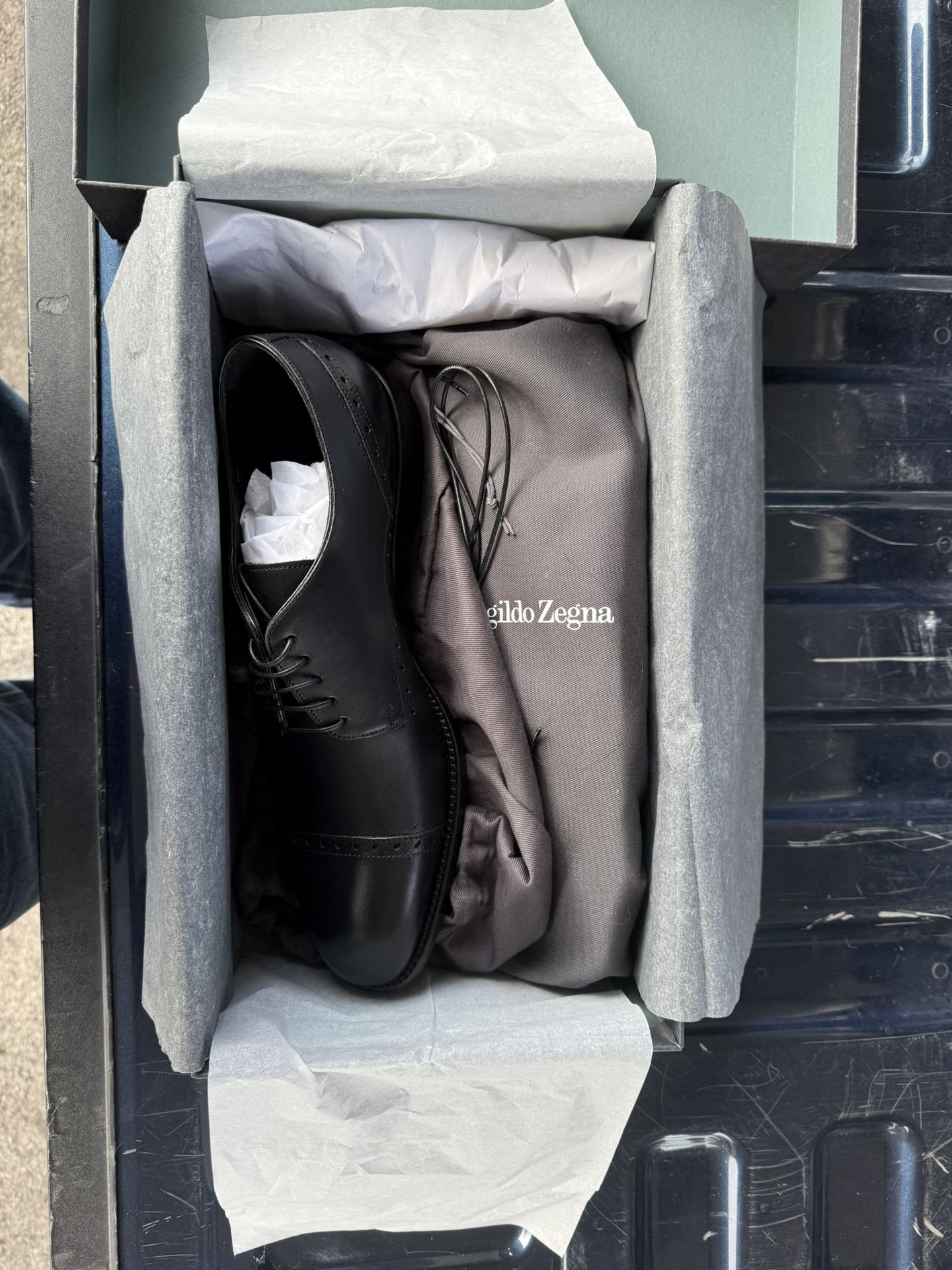 Ermenegildo Zegna Men’s Cap-Toe Oxford Dress Shoes – Size 8 – Brand New