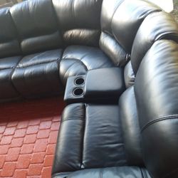 SECTIONAL GENUINE LEATHER RECLINER ELECTRIC BLACK COLOR.. DELIVERY SERVICE AVAILABLE 💥🚚