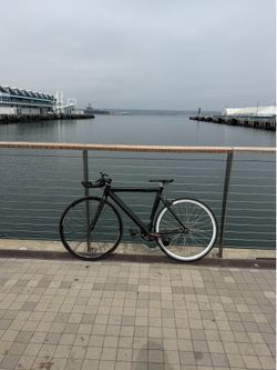 Throne Fixie / Fixed Gear Bike — Matte Black