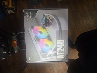 240 MM Liquid CPU cooler