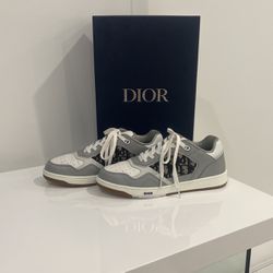 Jordan 1 x Dior low