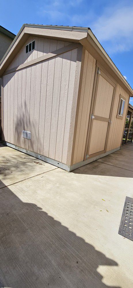 10x12 Tuff Shed Pro With Shelves 