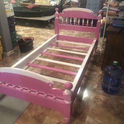 Princess Themed Twin Bed