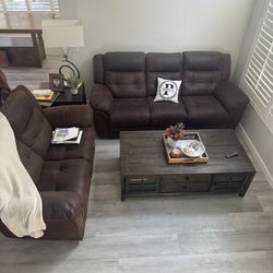 coach and coffee table