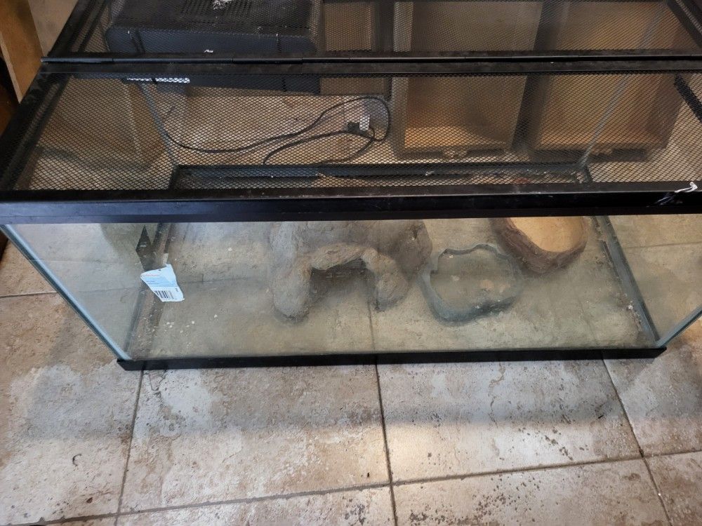 Reptile Tank