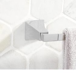 Brand New Signature Hardware 24" Vilamonte Towel Bar! 