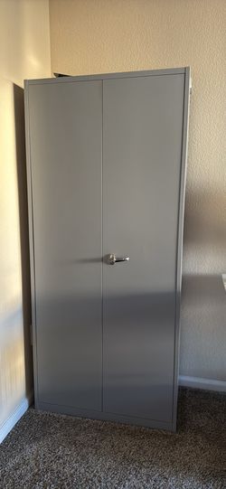 Metal cabinet full length dimensions in description