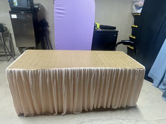 skirt for main tablecloths 